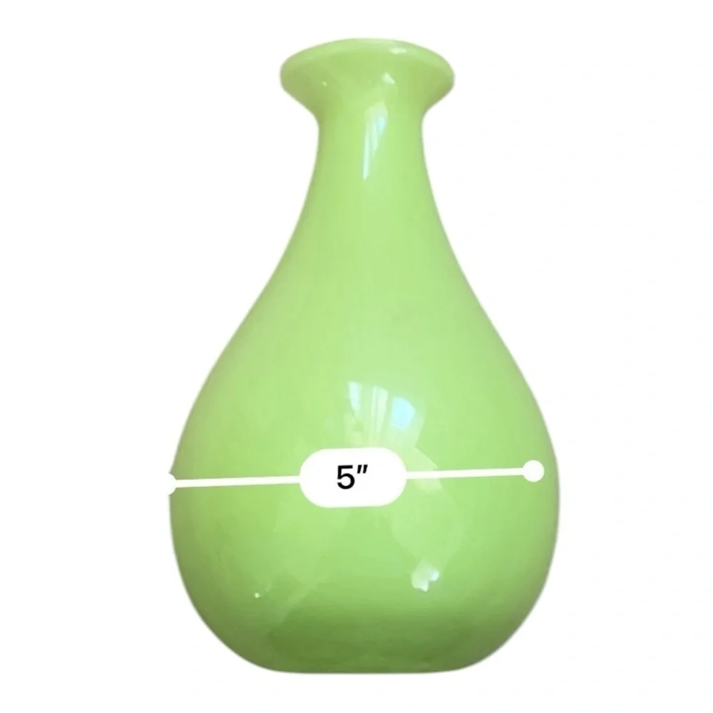 Vintage Elegant Green Vase 8x5